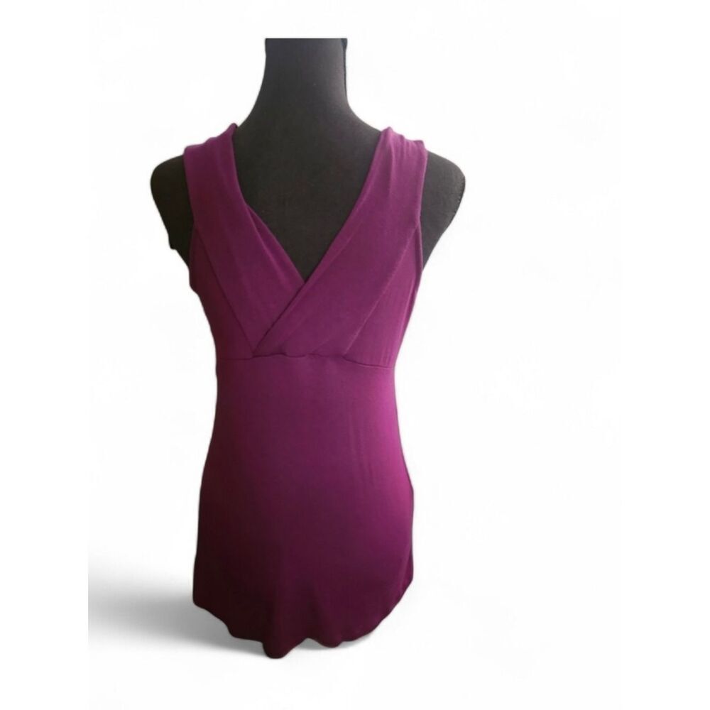 Old Navy Purple Sleeveless V-Neck Tank Top Size Small